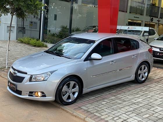 CHEVROLET CRUZE 1.8 LT SPORT6 16V FLEX 4P MANUAL CHEVROLET CRUZE 1.8 LT SPORT6 16V FLEX 4P MANUAL